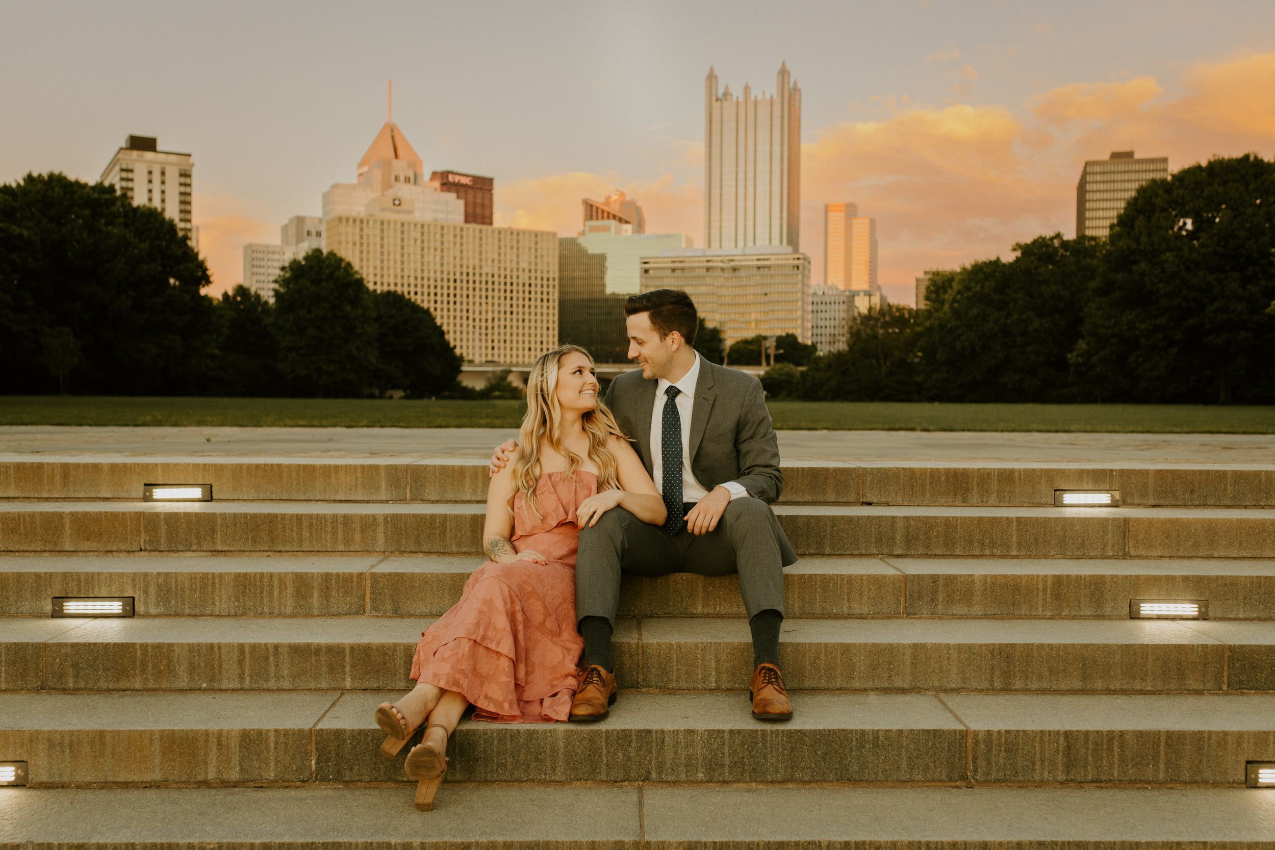 Point State Park Pittsburgh Engagement Session