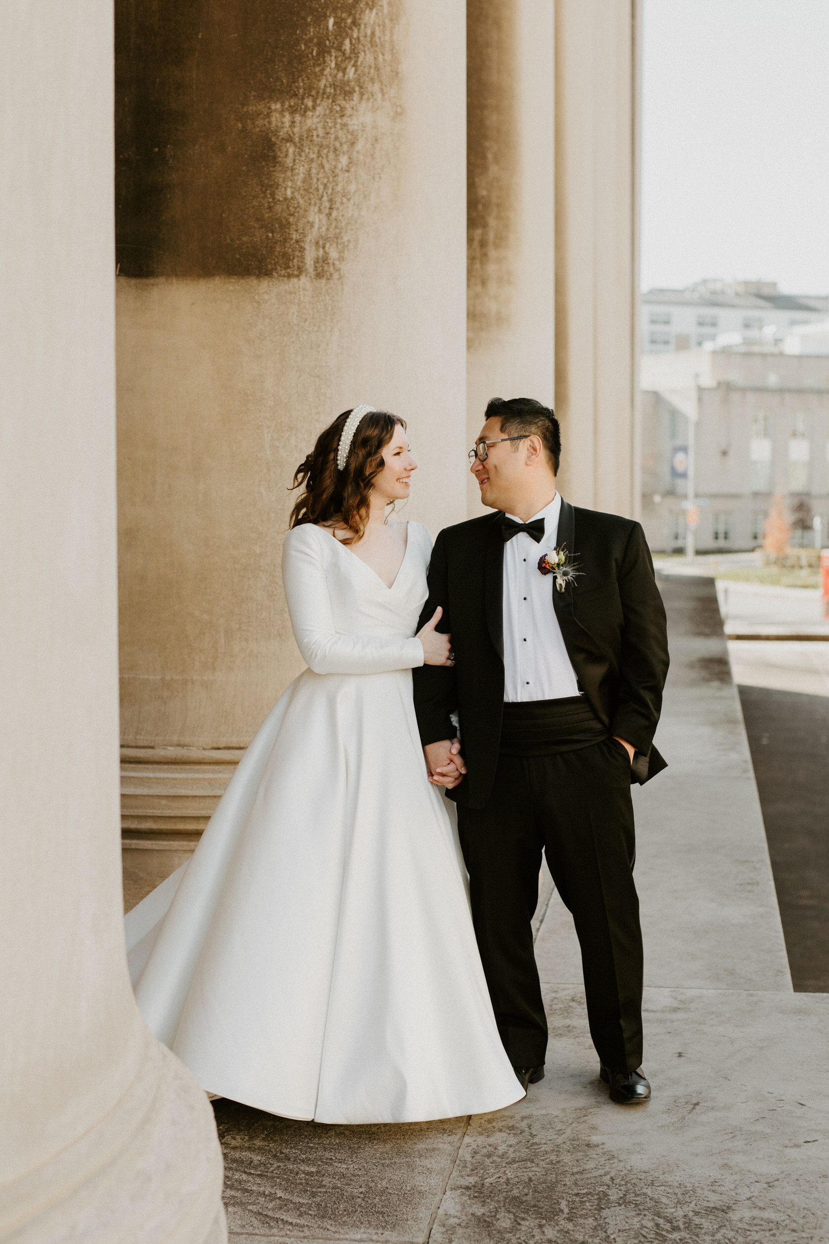 bride and groom outside the mellon institute pittsburgh