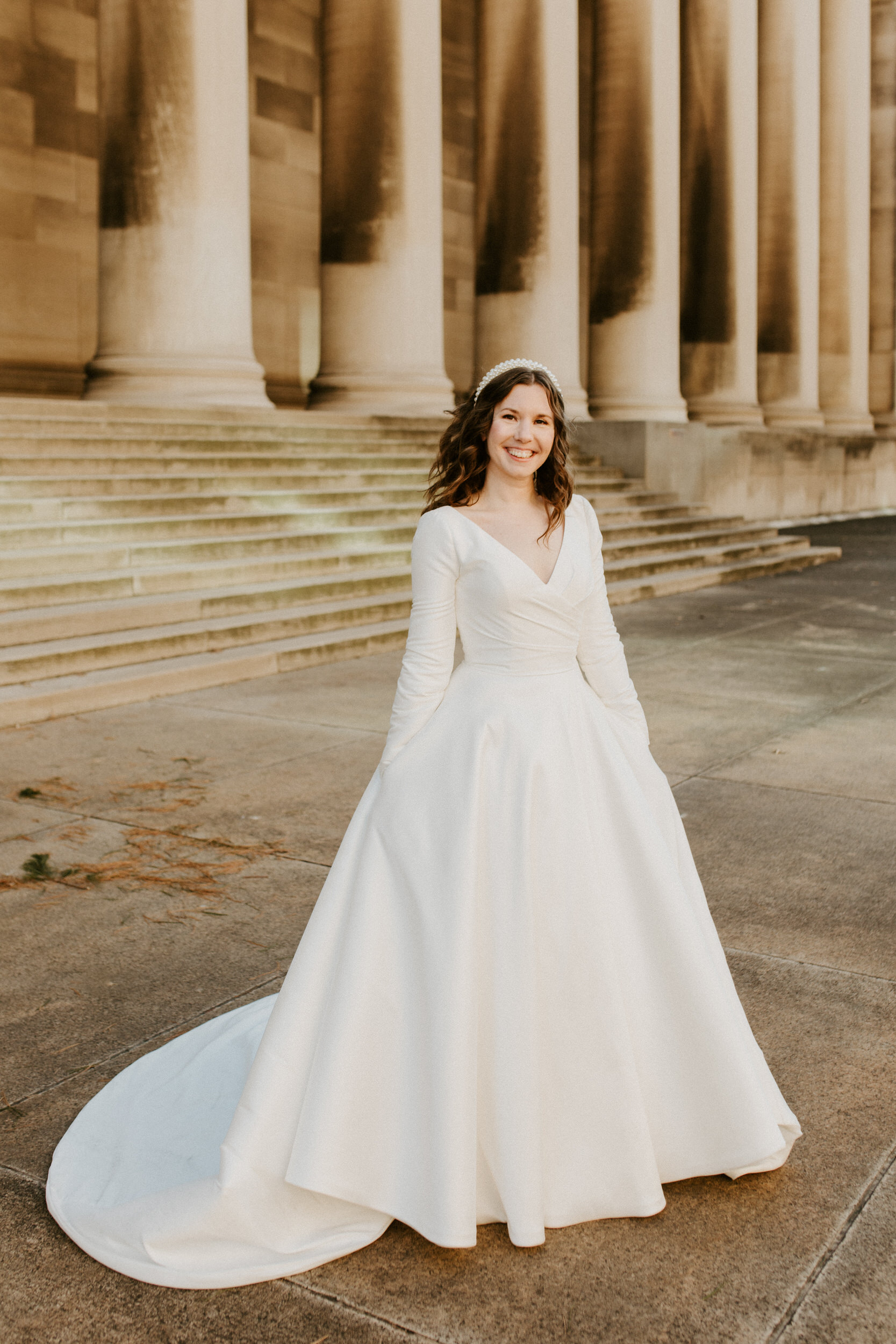 bride with pockets in her dress