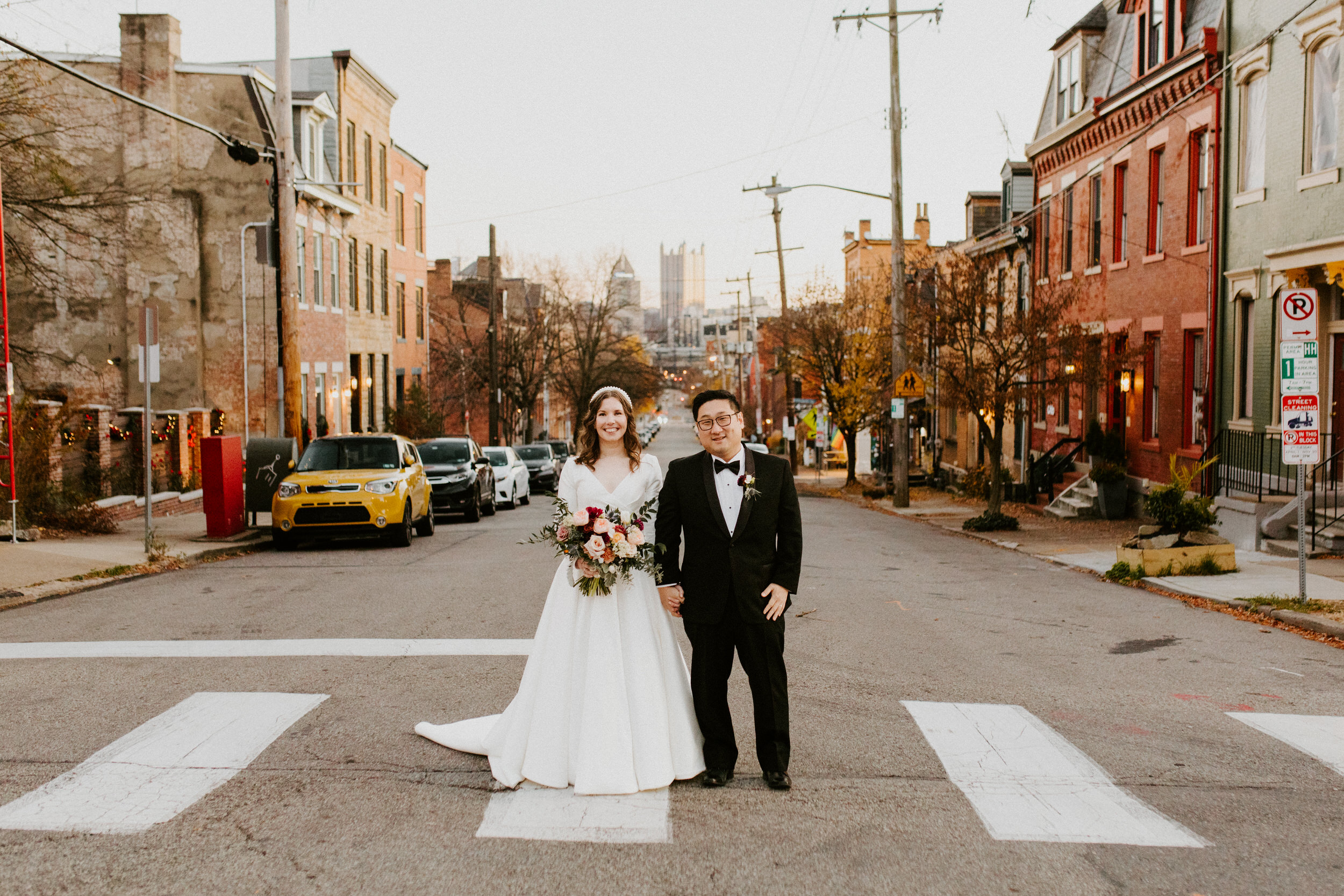 bride and groom in the city of pittsburgh
