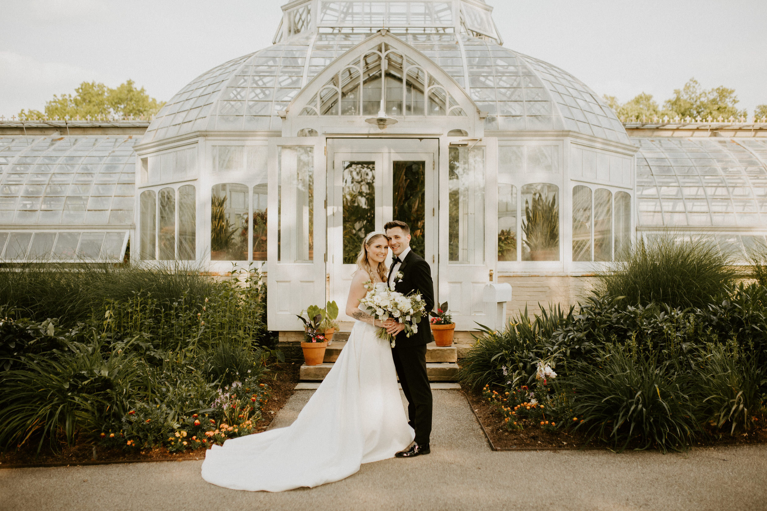 The Frick outdoor weddings in pittsburgh