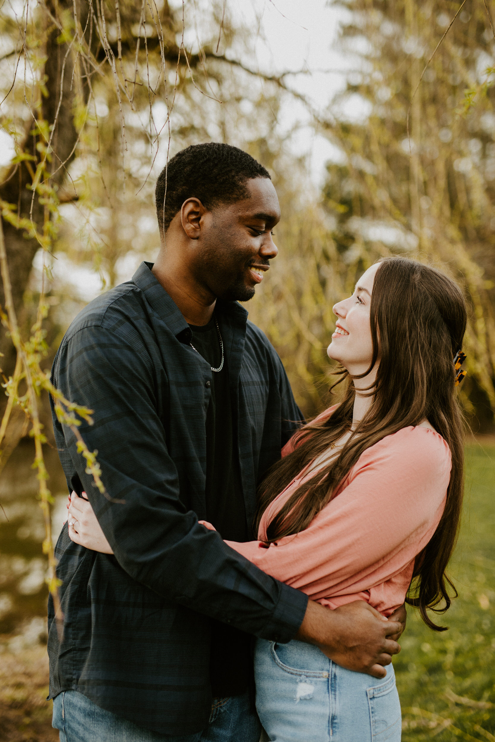 spring pittsburgh engagement session