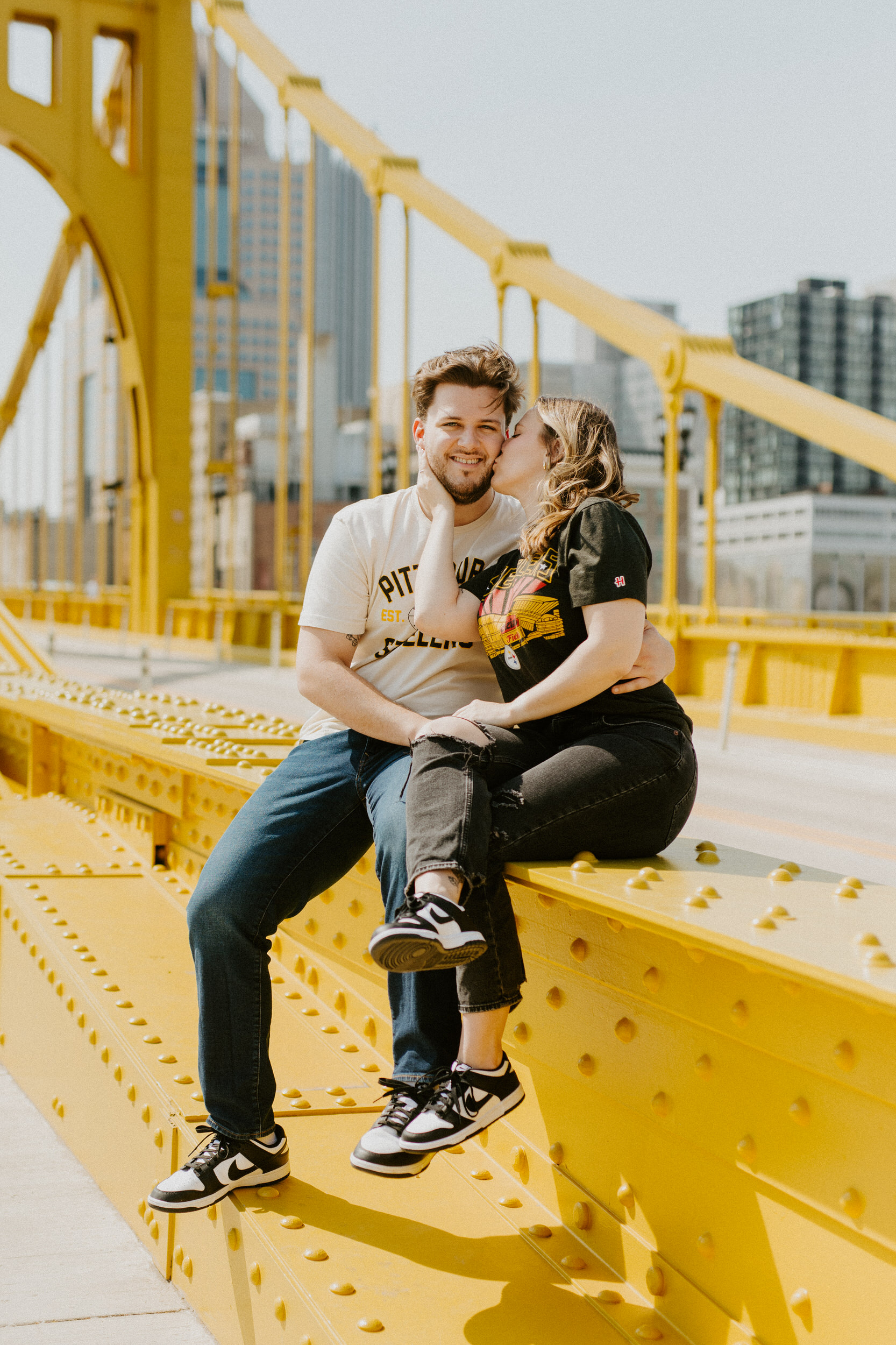 pittsburgh bridges engagement session