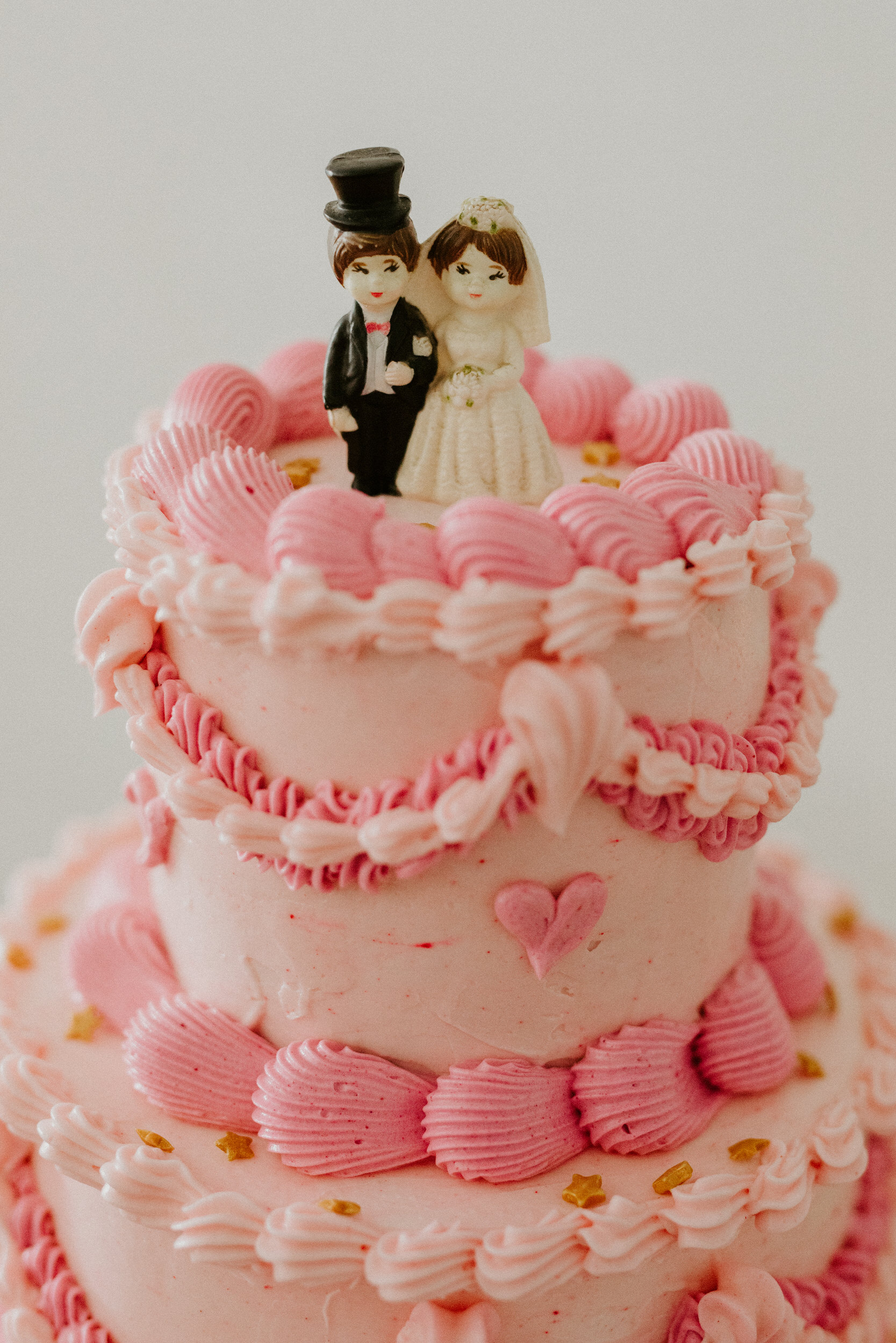 pink wedding cake